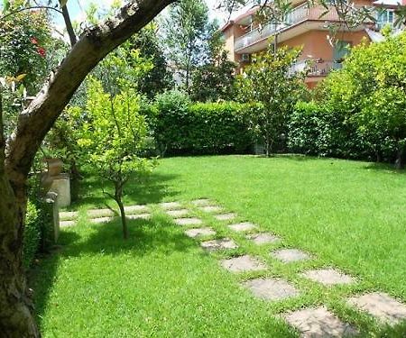 Villa Scimmia 스카우리 외부 사진